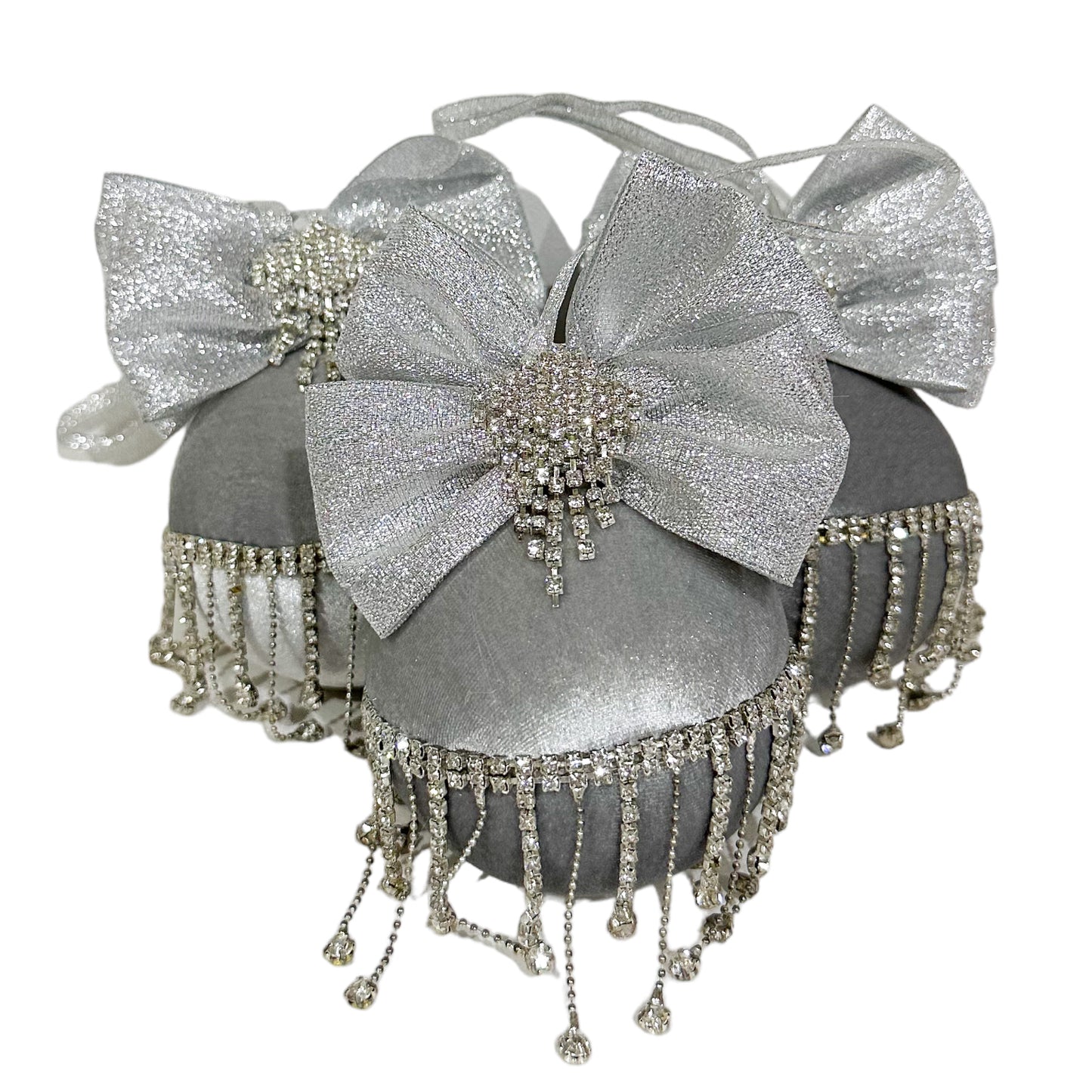 Silver Dancing Bows