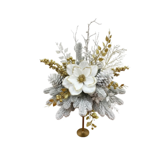 Arrangement in gold and white