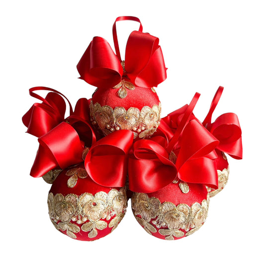 Velvet Applique Baubles - Large