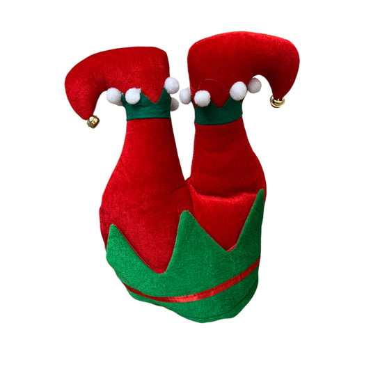 Elf hat- red pants