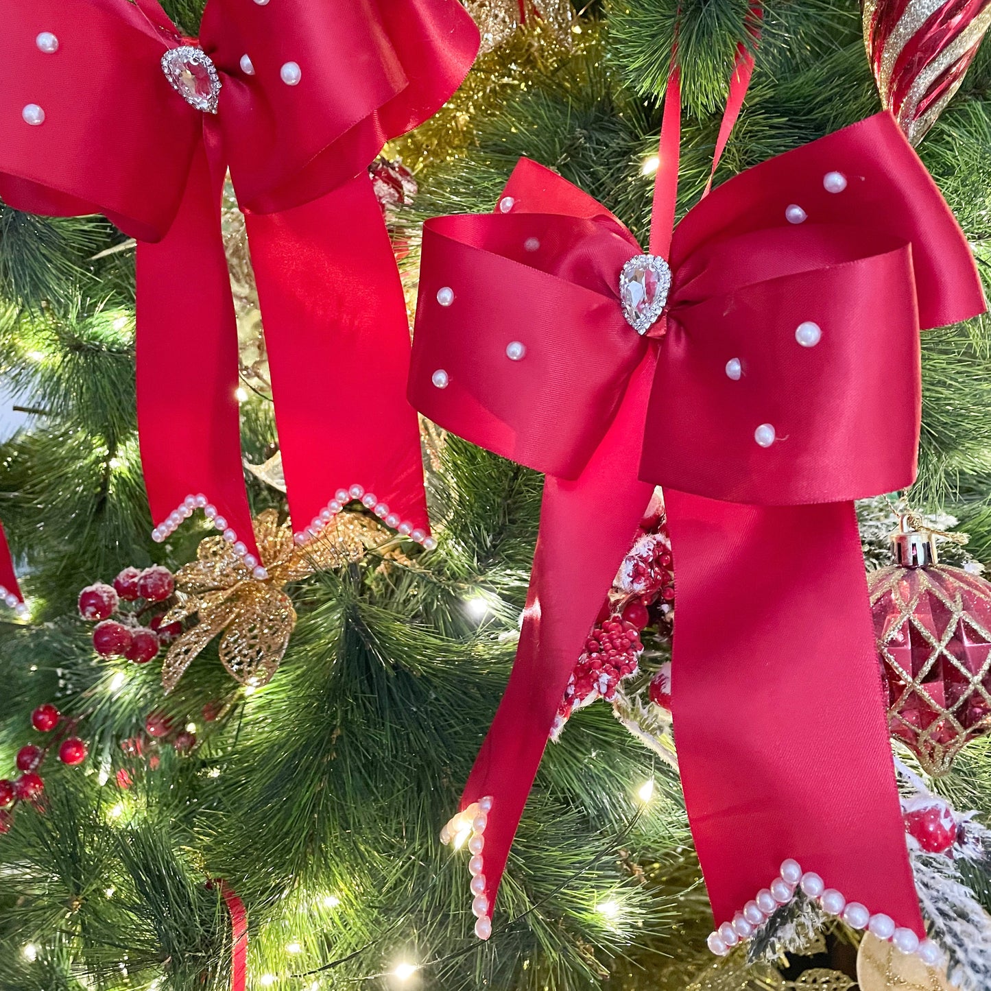 Red Christmas Tree Bow with Pearls