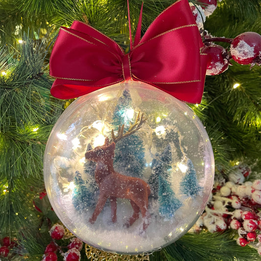 XL Scene Snow globe Bauble with Reindeer